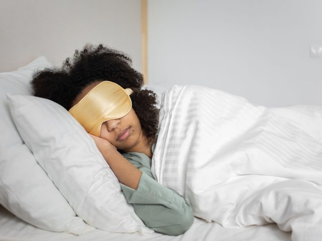Votre Assiette Influence Votre Sommeil : Découvrez Comment !